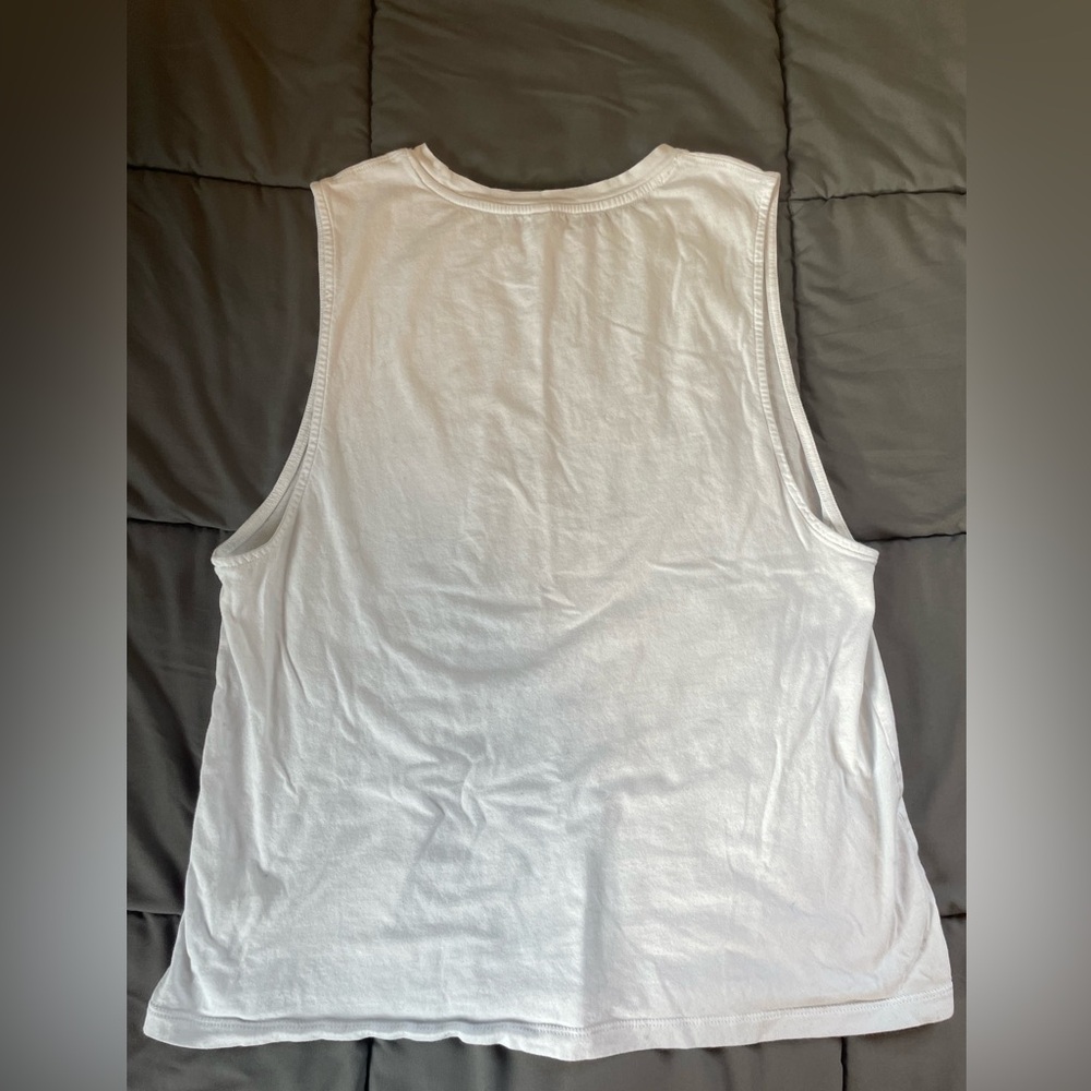 White Fabletics Tank - Picture 3 of 3